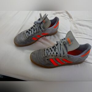 Adidas Busenitz Halo Silver With Signal Orange Stripes Gum Bottoms Size 10